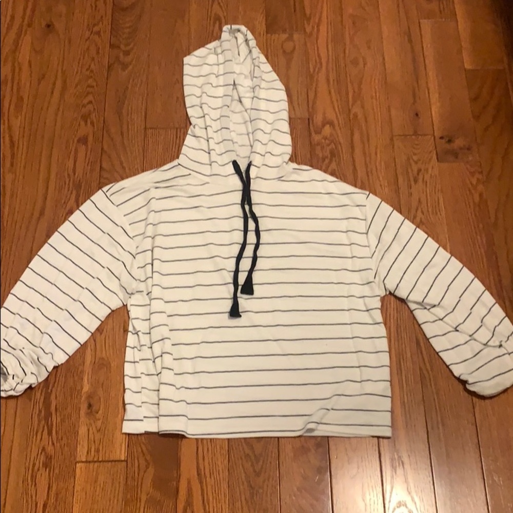 Comfy striped cropped hoodie